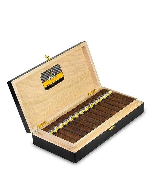 Cohiba Magicos Cigar Box of 25 close-up from AuCigars, premium Cuban cigar