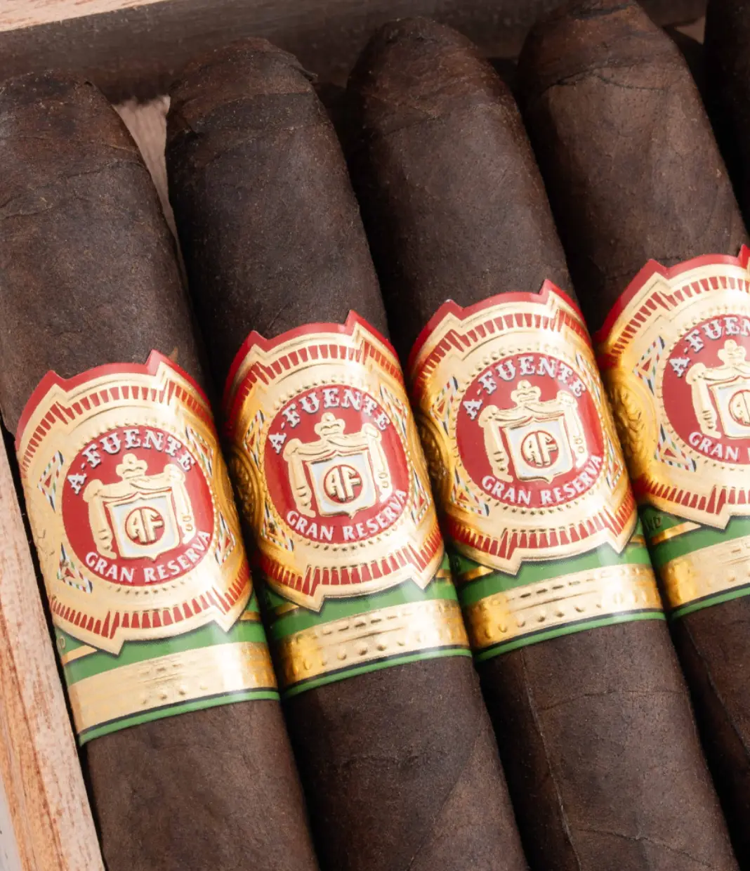 Arturo Fuente Gran Reserva Cuban Corona Maduro Cigar Box View 4 from AuCigars, premium Cuban cigar