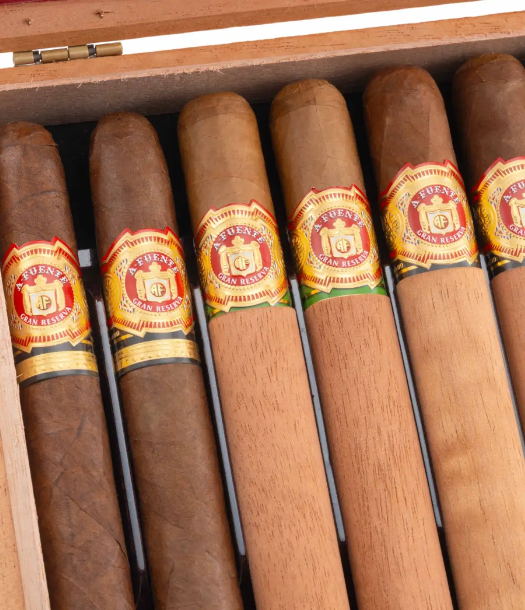 Arturo Fuente Holiday Collection Sampler (2024) Cigar Box View 5 from AuCigars, premium Cuban cigar