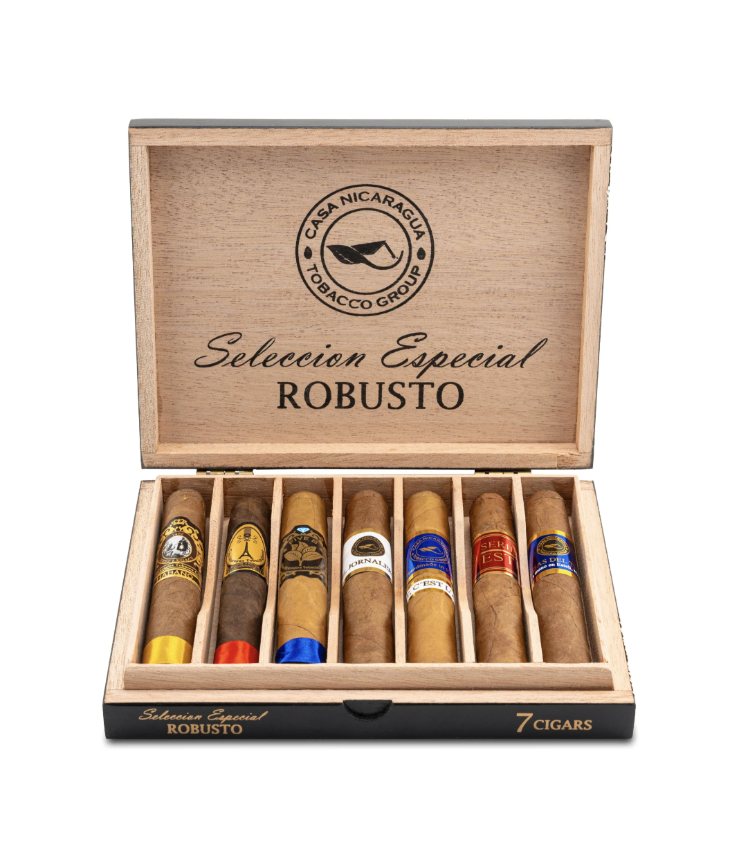 Casa Nicaragua Casa Nicaragua Seleccion Especial Robusto Sampler Cigar Box of 7 x 2 close-up from AuCigars, premium Cuban cigar