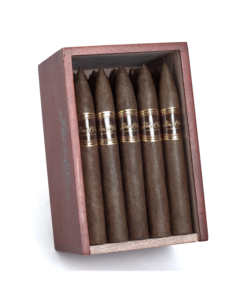 Oliva Flor De Oliva Torpedo Cigar Box of 25 close-up from AuCigars, premium Cuban cigar