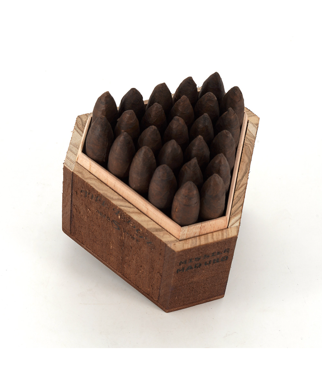 Rocky Patel The Edge Missile Maduro Cigar Box of 25 close-up from AuCigars, premium Cuban cigar