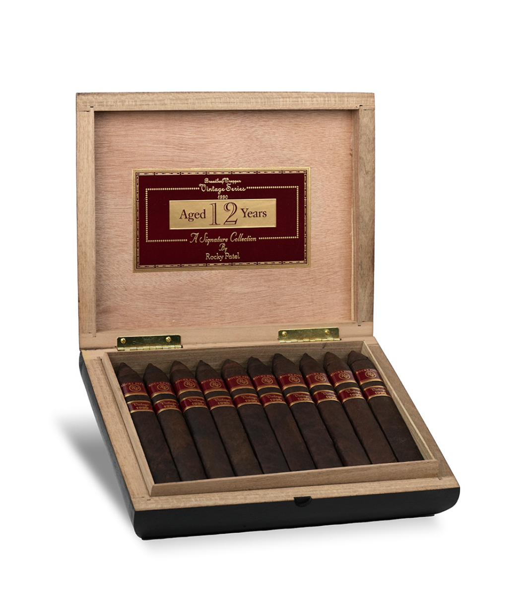 Rocky Patel Vintage 1990 Torpedo Cigar Box of 20 close-up from AuCigars, premium Cuban cigar